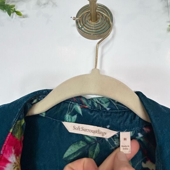 Soft Surroundings Velvet Floral Blouse Top Womens Medium Blue Button Down Shirt - Picture 4 of 15